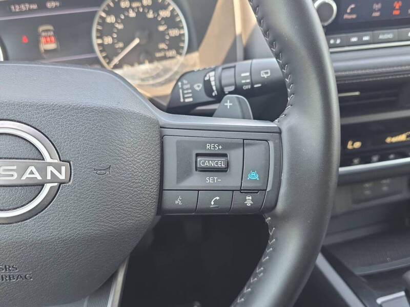 2025 Nissan Rogue SV