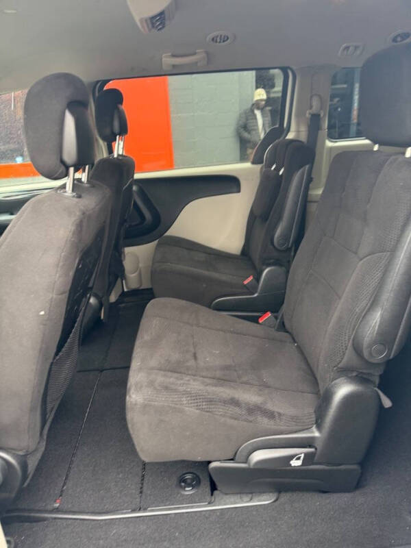 2013 Dodge Grand Caravan SE