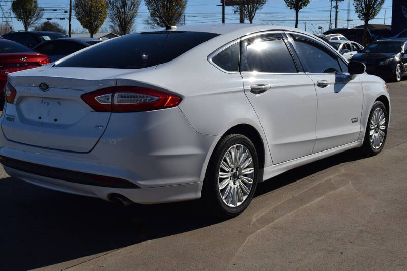 2014 Ford Fusion Energi SE