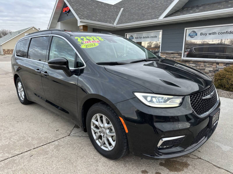 2022 Chrysler Pacifica for sale at Tim's Auto in Kearney NE