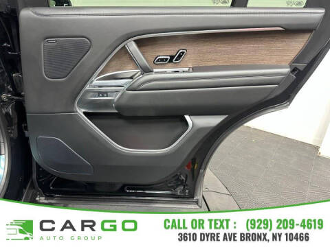 2025 Land Rover Range Rover P400 SE LWB