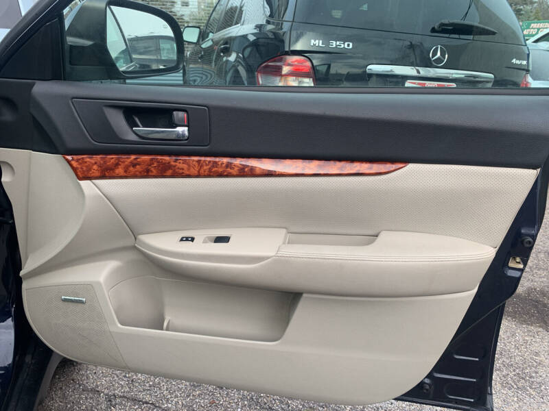 2012 Subaru Outback 2.5i Limited