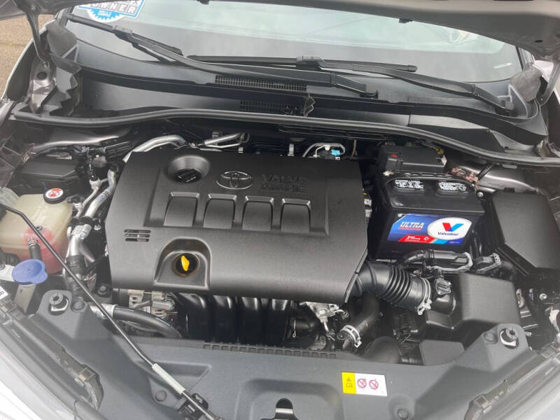 2018 Toyota C-HR XLE