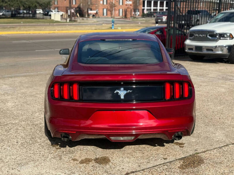 2015 Ford Mustang V6