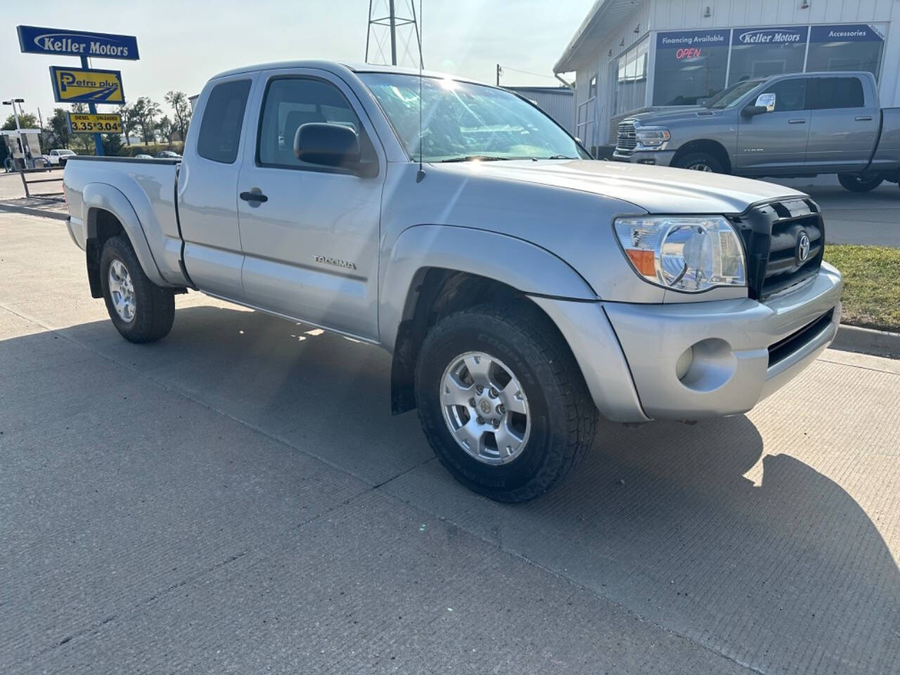 2007 Toyota Tacoma for sale at Keller Motors in Palco, KS