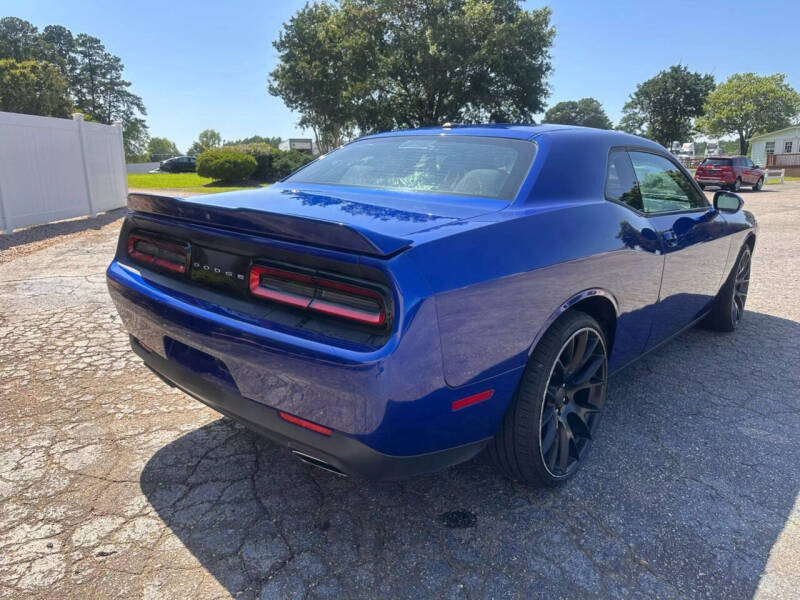 2020 Dodge Challenger SXT