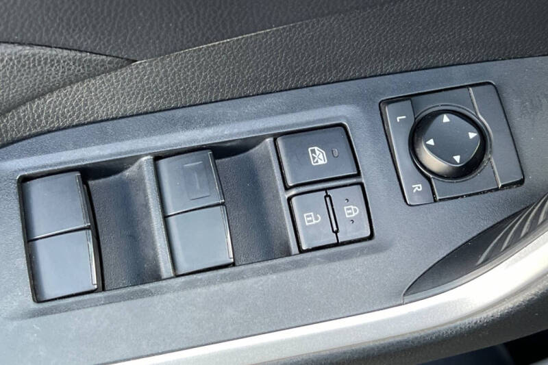 2019 Toyota RAV4 Hybrid LE