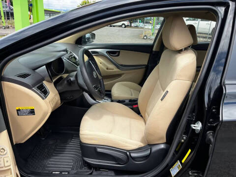 2012 Hyundai Elantra