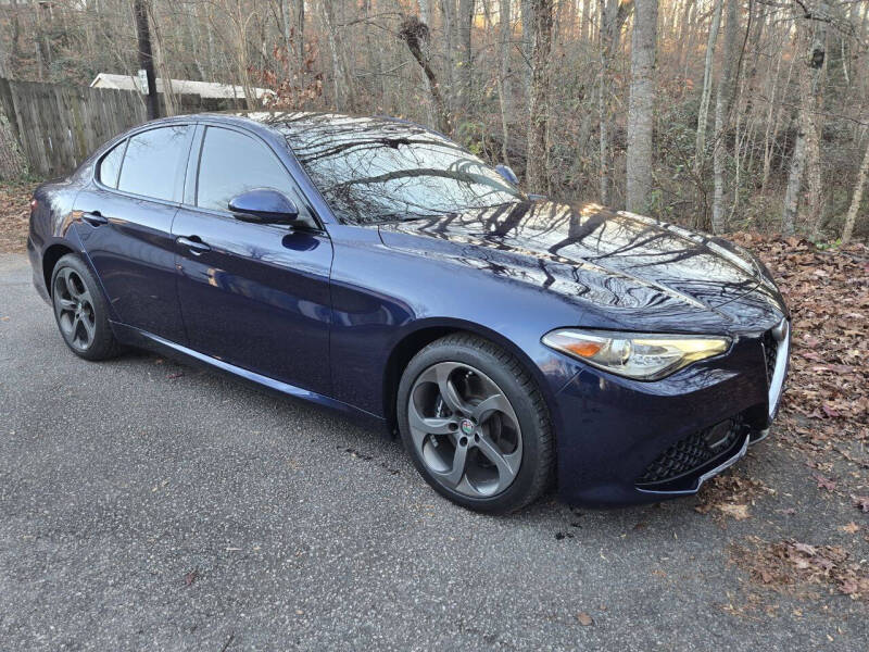 2017 Alfa Romeo Giulia Base