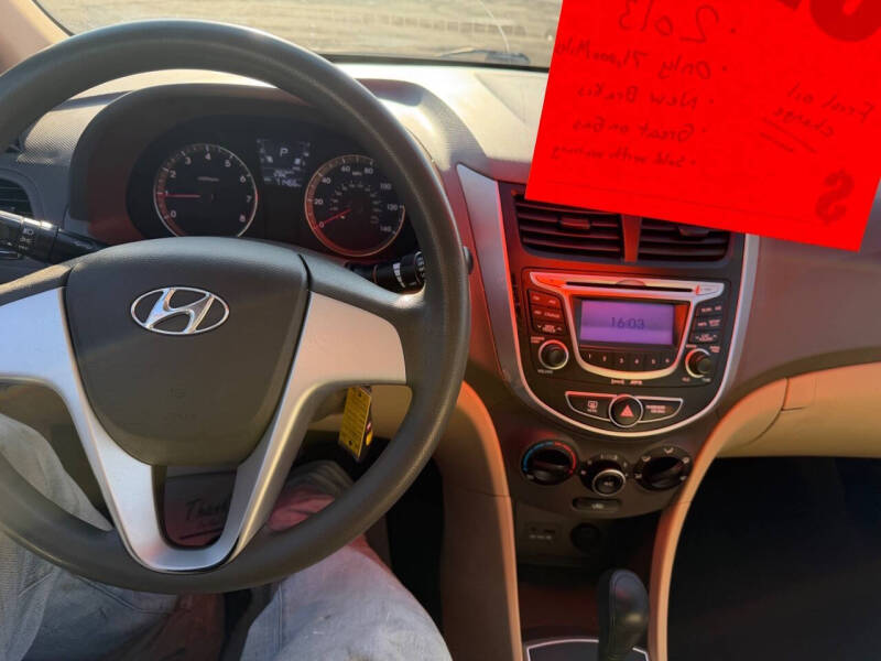 2013 Hyundai Accent GLS