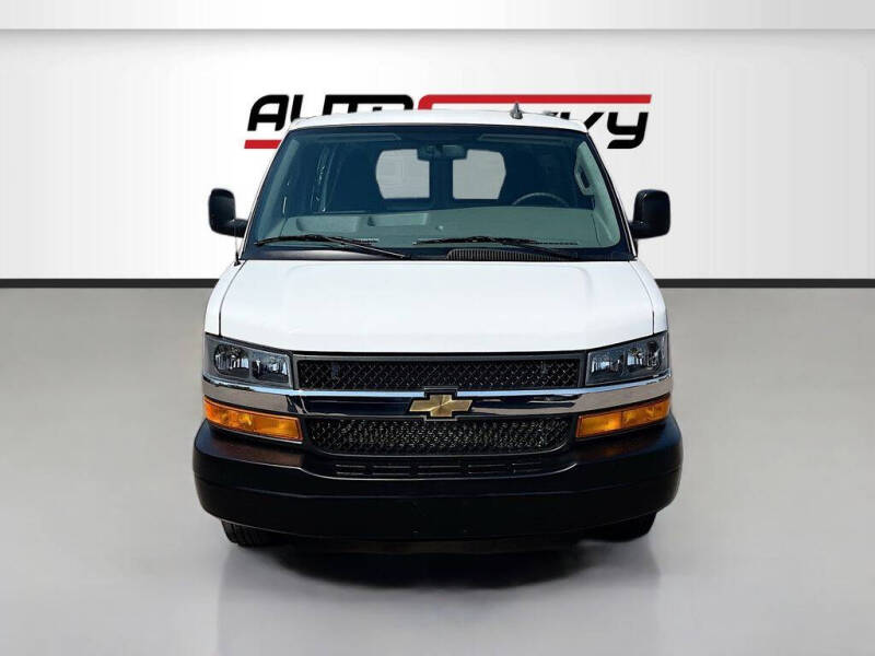 2024 Chevrolet Express 2500