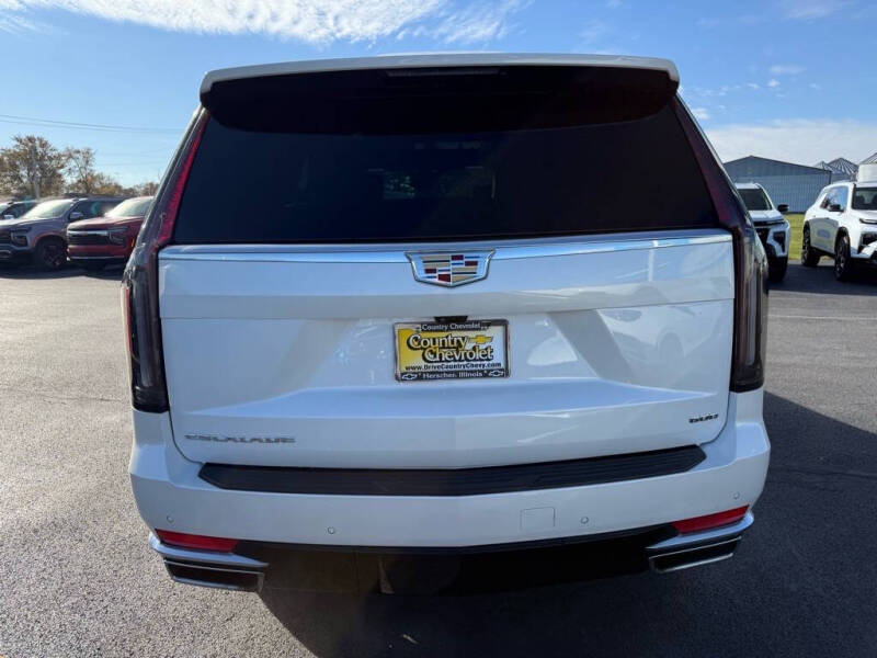 2024 Cadillac Escalade ESV Premium Luxury