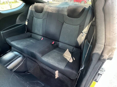 2012 Hyundai Genesis Coupe 2.0T