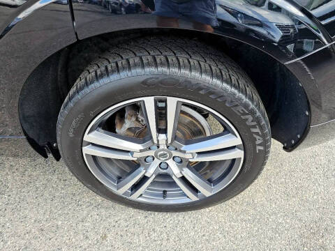 2018 Volvo XC60 T6 Momentum