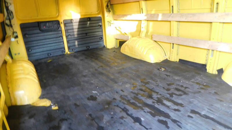 2017 GMC Savana 2500