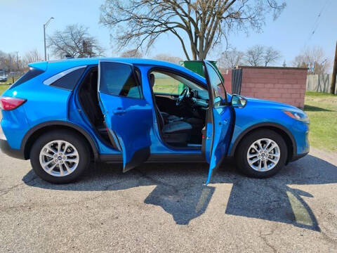 2020 Ford Escape SE