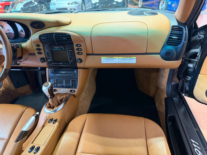 2000 Porsche 911 Carrera