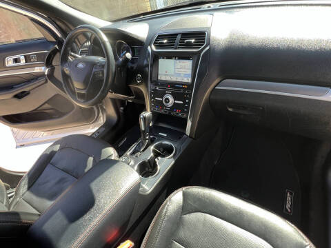 2018 Ford Explorer Sport