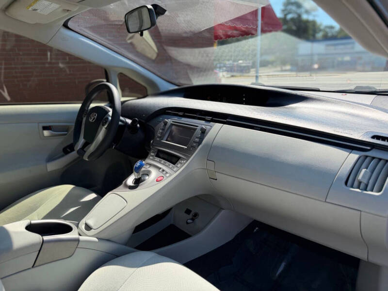 2012 Toyota Prius Two