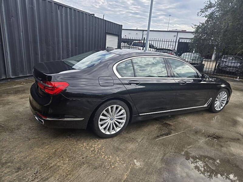 2018 BMW 7 Series 740i