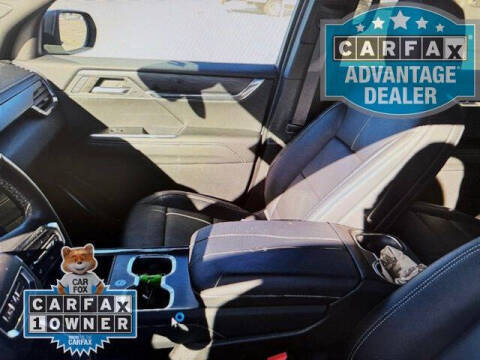 2024 GMC Acadia Elevation