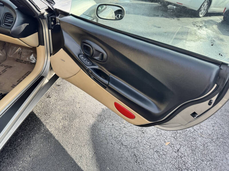 2000 Chevrolet Corvette