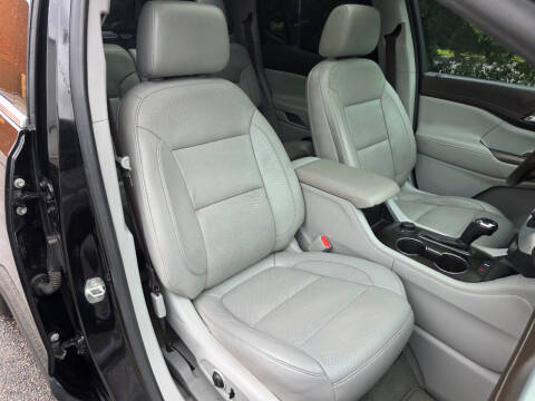 2019 GMC Acadia SLT-1