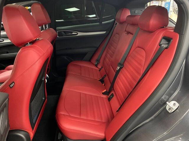 2024 Alfa Romeo Stelvio Ti