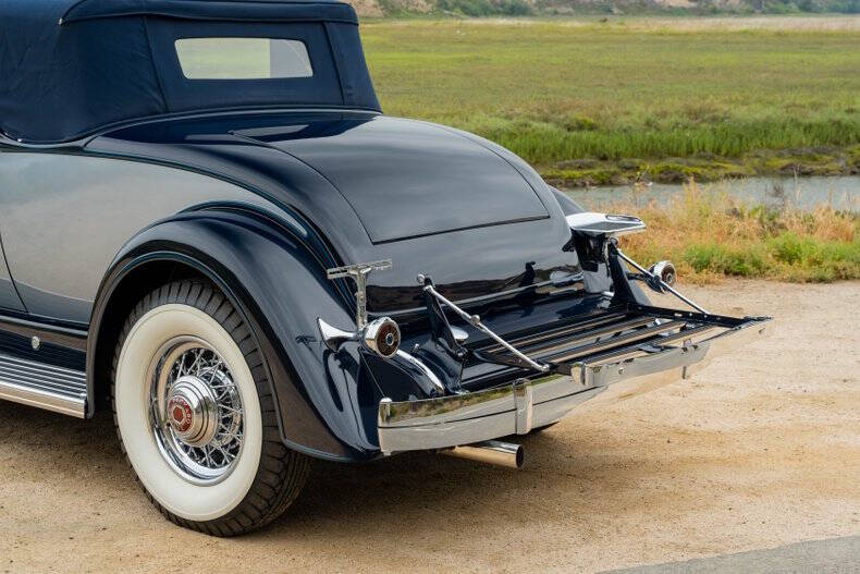1933 Packard Twelve