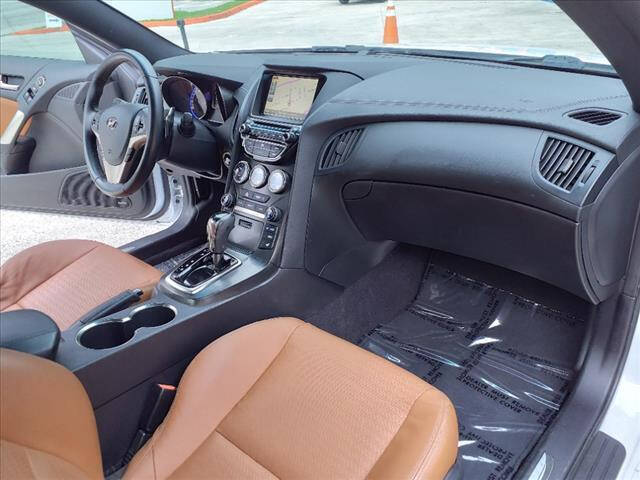 2016 HYUNDAI Genesis Coupe Coupe - $17,097