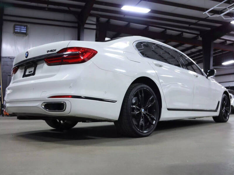 2016 BMW 7 Series 740i