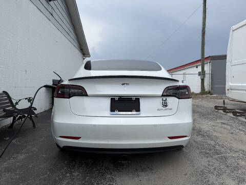 2020 Tesla Model 3 Performance