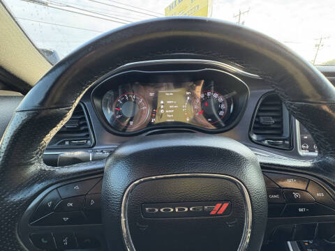 2018 Dodge Challenger SXT Plus