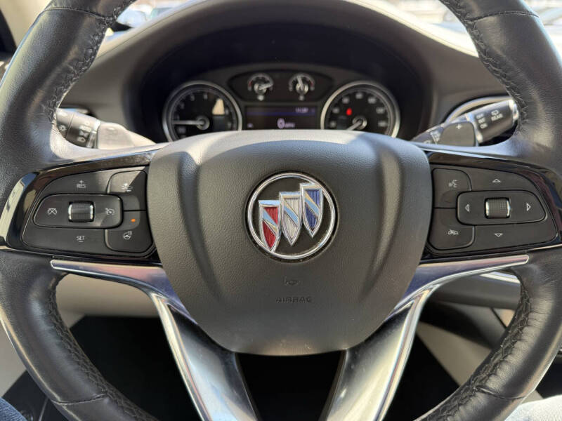 2023 Buick Enclave Essence
