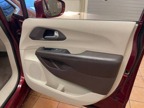 2018 Chrysler Pacifica Touring L Plus