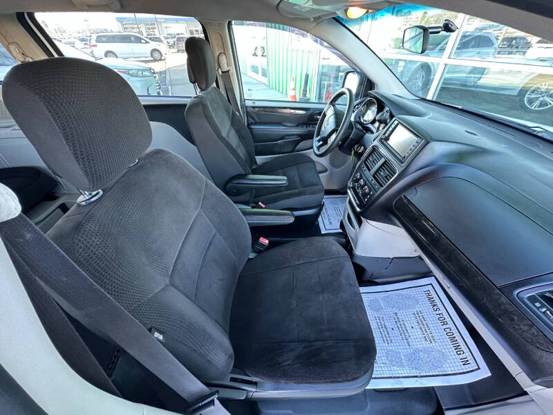 2017 Dodge Grand Caravan SE