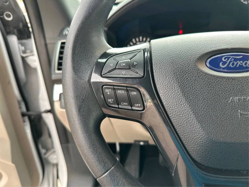 2019 Ford Explorer