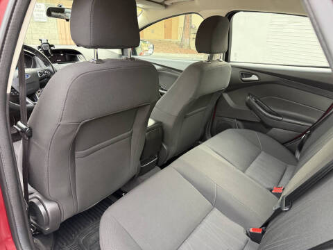 2017 Ford Focus SE