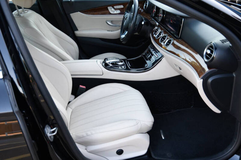 2017 Mercedes-Benz E-Class E 300