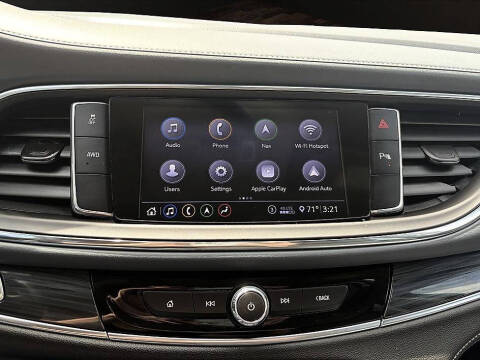 2020 Buick Enclave Essence