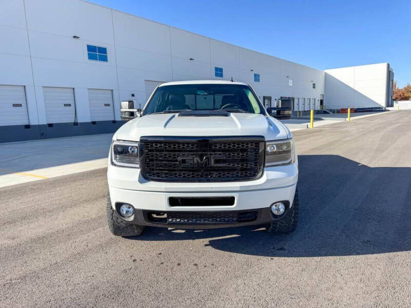 2011 GMC Sierra 2500HD Denali