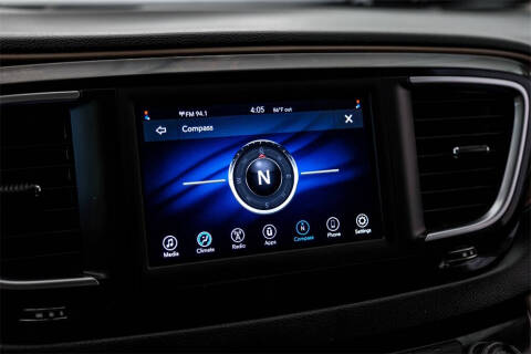 2020 Chrysler Voyager LXi