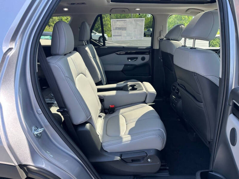 2025 Honda Pilot Touring