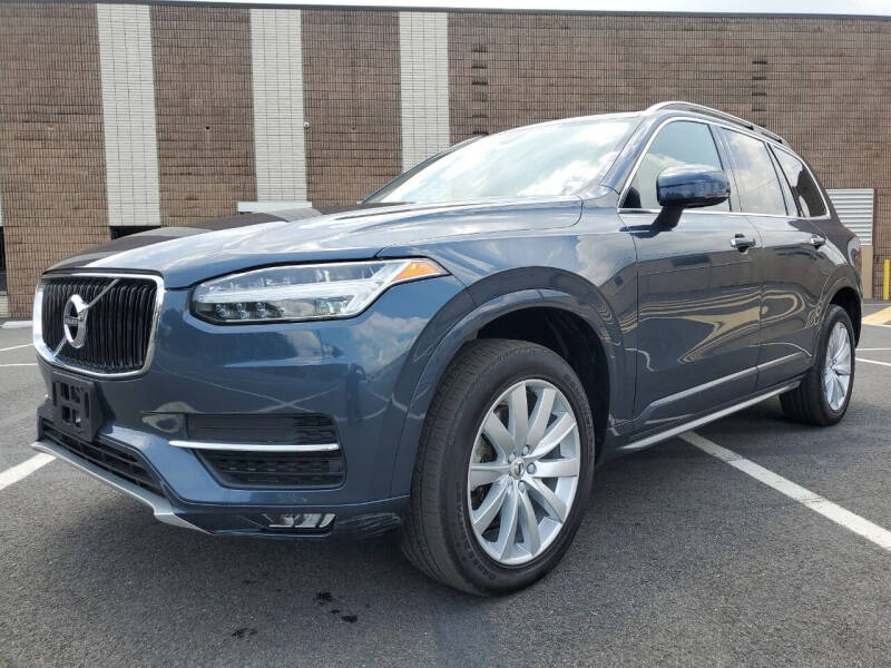 2019 Volvo XC90 T6 Momentum