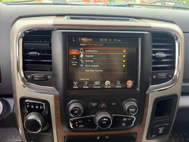 2013 RAM 1500 SLT