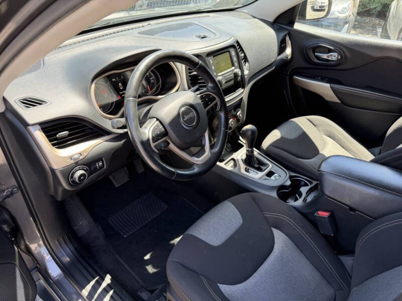 2018 Jeep Cherokee Latitude