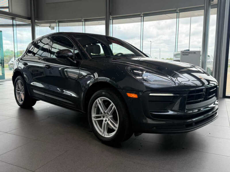 2025 Porsche Macan