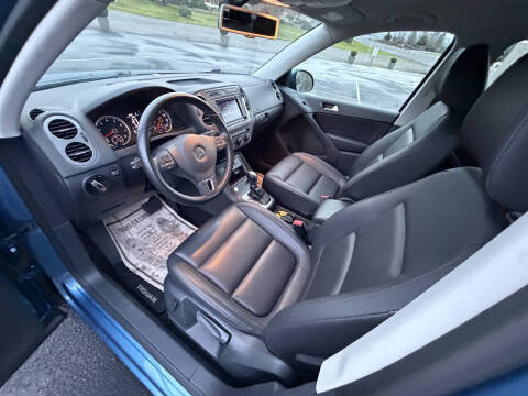 2017 Volkswagen Tiguan 2.0T S 4Motion