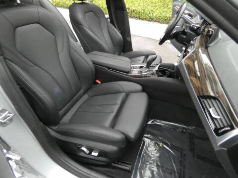 2019 BMW 5 Series 530i