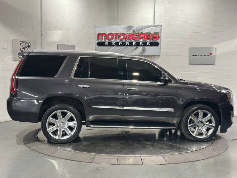 2018 Cadillac Escalade Luxury